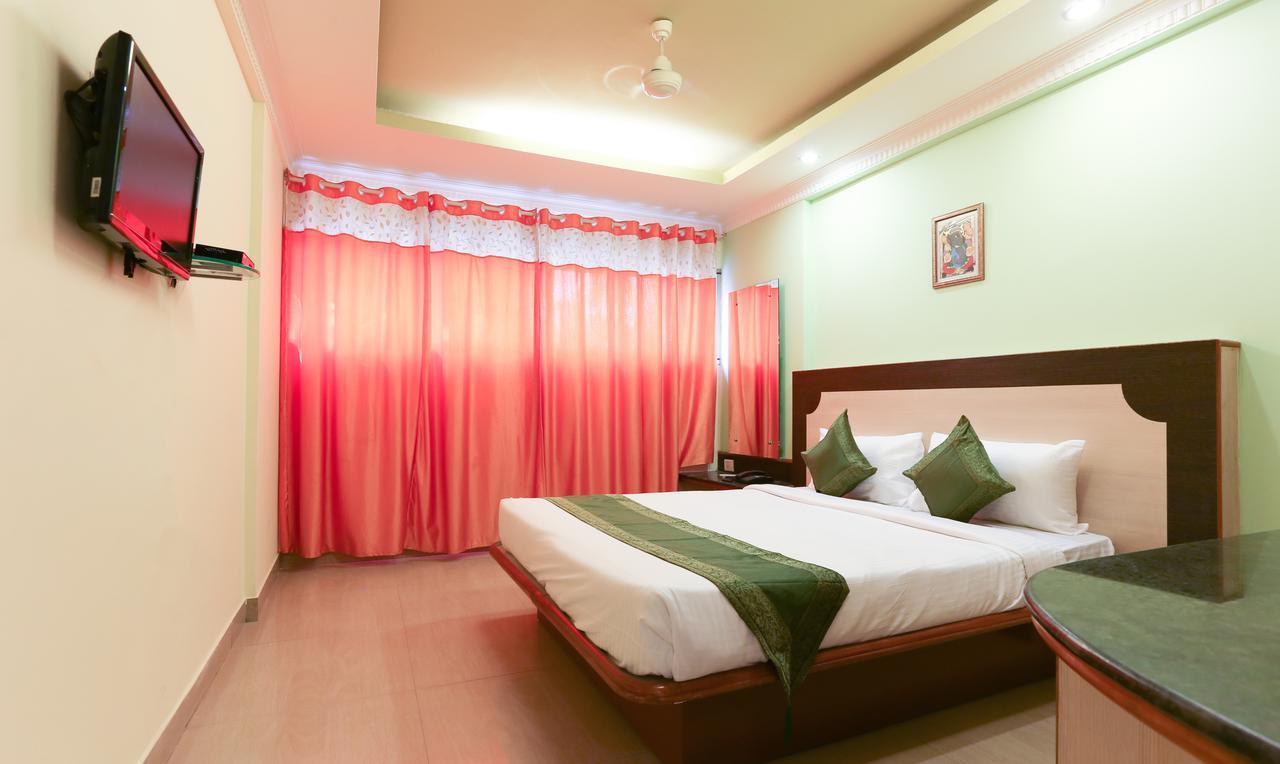 Treebo Trip Grand Regency Hotel Bangalore Ngoại thất bức ảnh