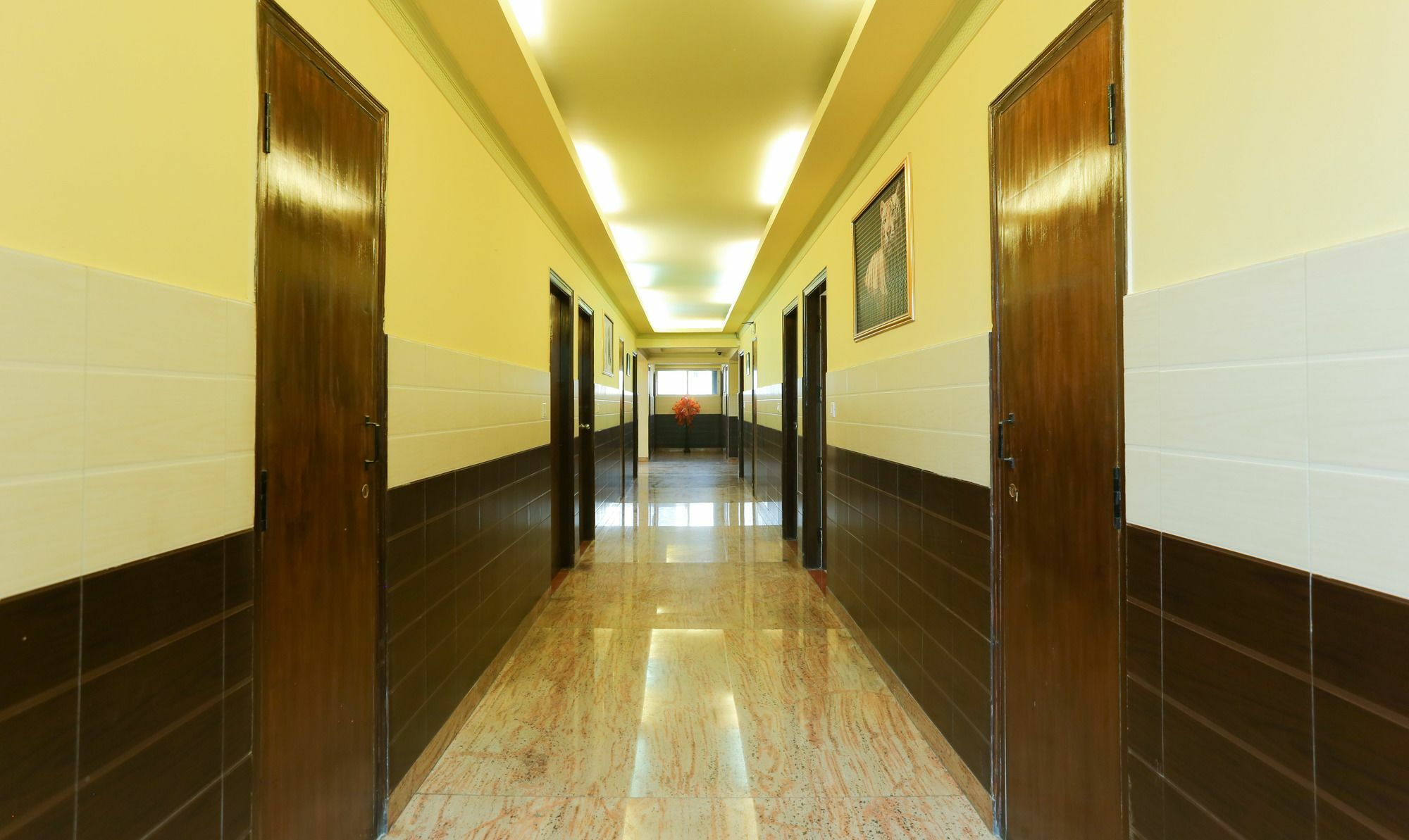 Treebo Trip Grand Regency Hotel Bangalore Ngoại thất bức ảnh
