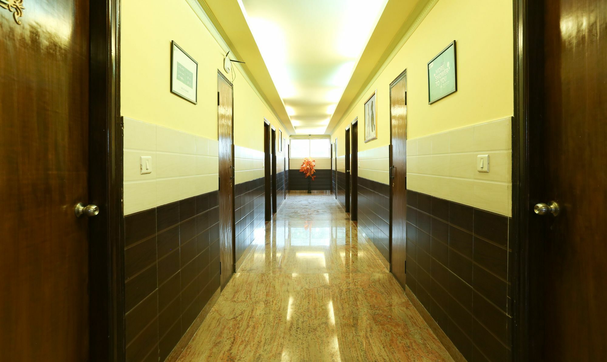 Treebo Trip Grand Regency Hotel Bangalore Ngoại thất bức ảnh