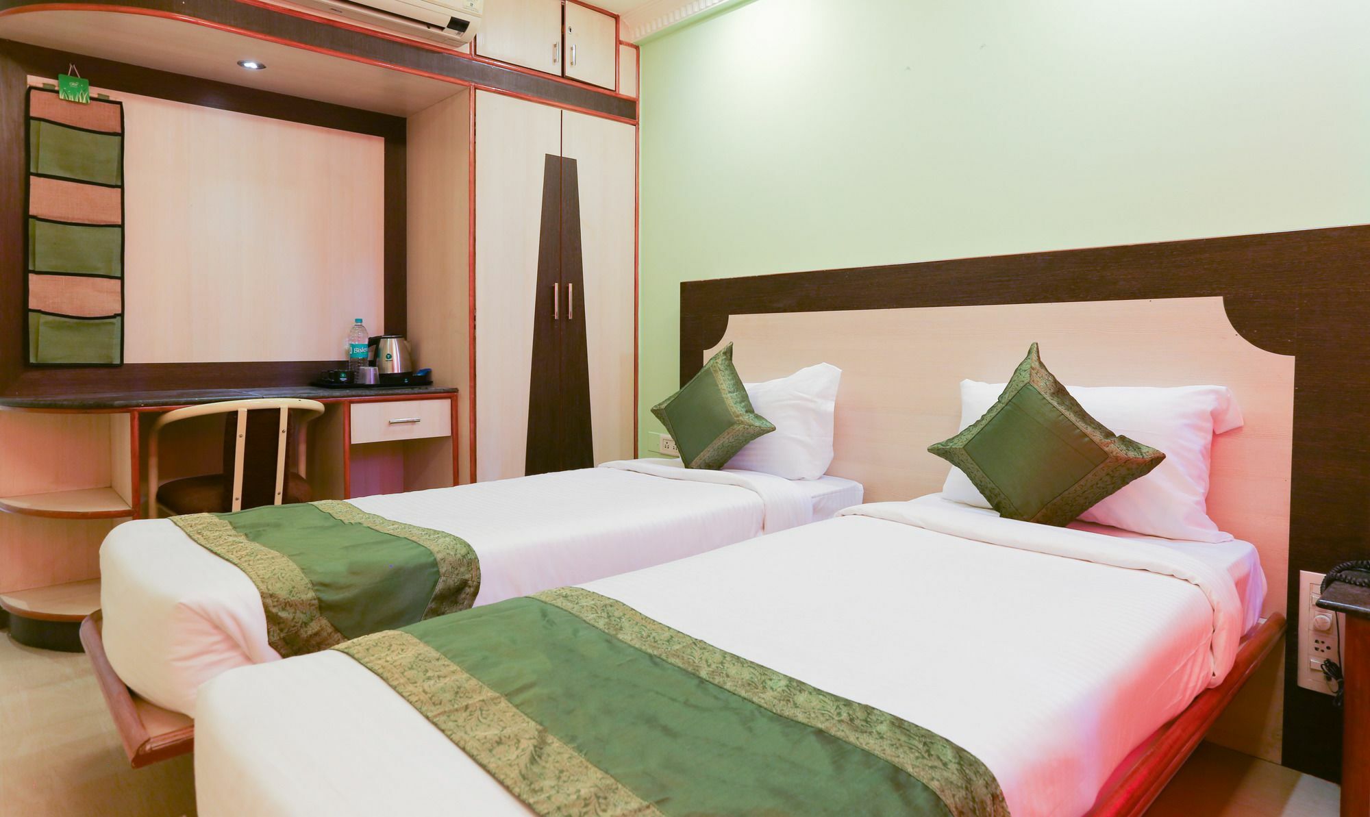 Treebo Trip Grand Regency Hotel Bangalore Ngoại thất bức ảnh